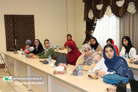 آیین رونمایی از کتاب کله پنیری-گلستان