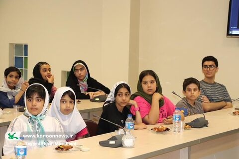 آیین رونمایی از کتاب کله پنیری-گلستان