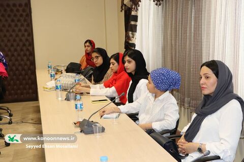 آیین رونمایی از کتاب کله پنیری-گلستان