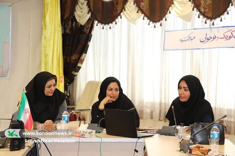 آیین رونمایی از کتاب کله پنیری-گلستان