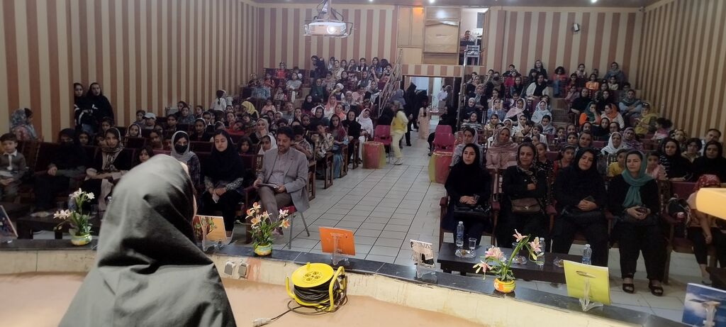  دومین مهرواره از اندیشه تا قلم با حضور استاندار استان کردستان در سنندج برگزار شد