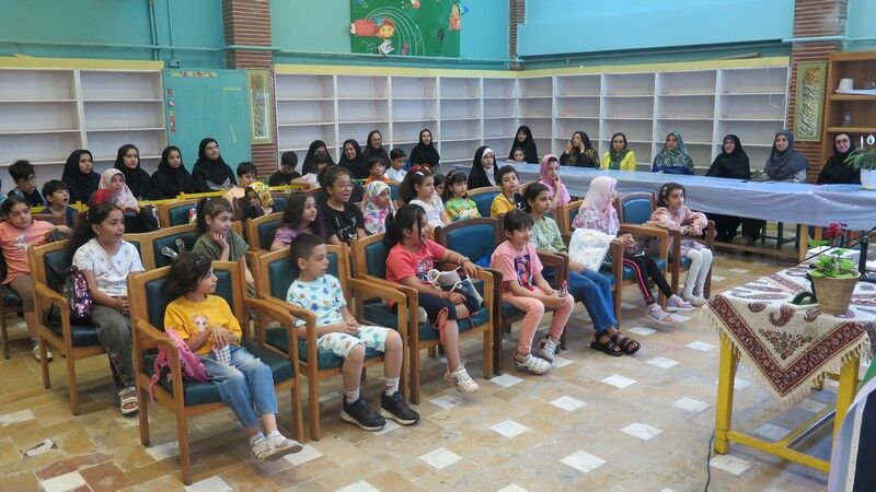 مراکز کانون روز ادبیات کودک و نوجوان را گرامی داشتند