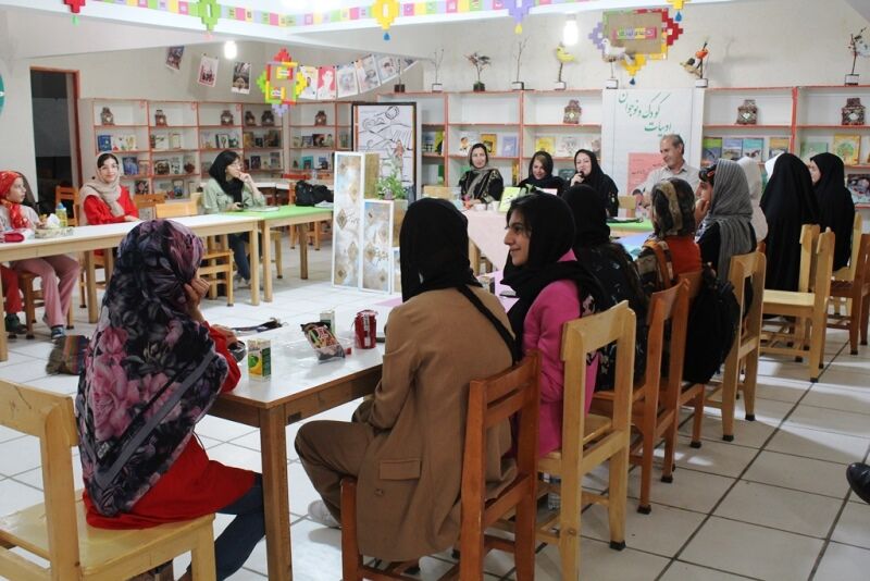 تجلیل از نویسندگان کودک و نوجوان استان کهگیلویه و بویراحمد