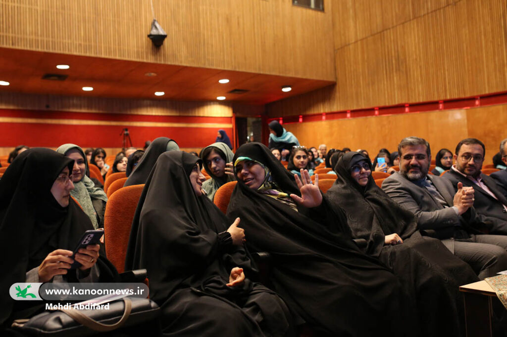 کانون از ضرورت و اهمیت کنشگری دختران حمایت میکند