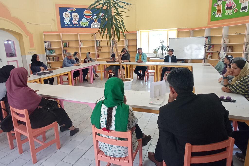 مراکز کانون روز ادبیات کودک و نوجوان را گرامی داشتند