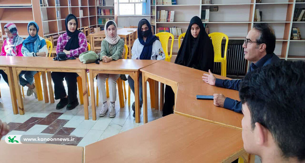 نشست تخصصی مهارتآموزی مشق زندگی در کانون دامغان