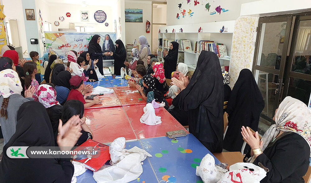 چتری برای گل/دوخت چادر و مقنعه برای عروسکهای سارا در کانون انگوت