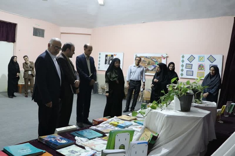 توزیع حدود بیست هزار جلد کتاب و سرگرمی در مراکز کانون استان اصفهان 