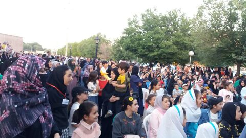 گزارش تصویری اجرای تماشاخانه‌سیار در شهرستان کنگاور / چهارمین روز از حضور در استان کرمانشاه