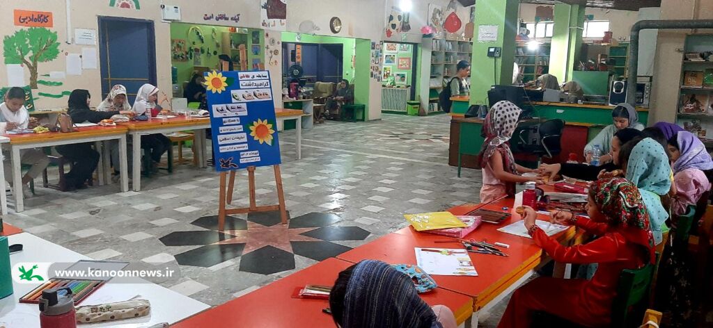 ترویج فرهنگ عفاف، حجاب و صیانت از حریم خانواده در مراکز کانون گلستان