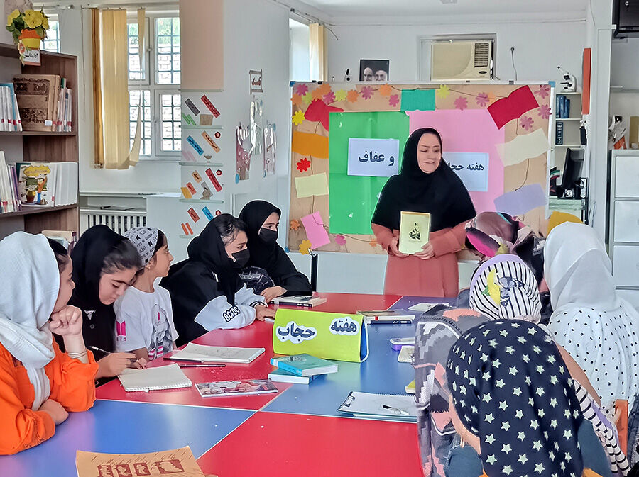 جلسه شورای فرهنگی با محوریت عفاف و حجاب برگزارشد