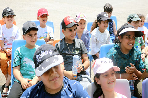 سفر تماشاخانه سیار کانون به کومله در استان گیلان