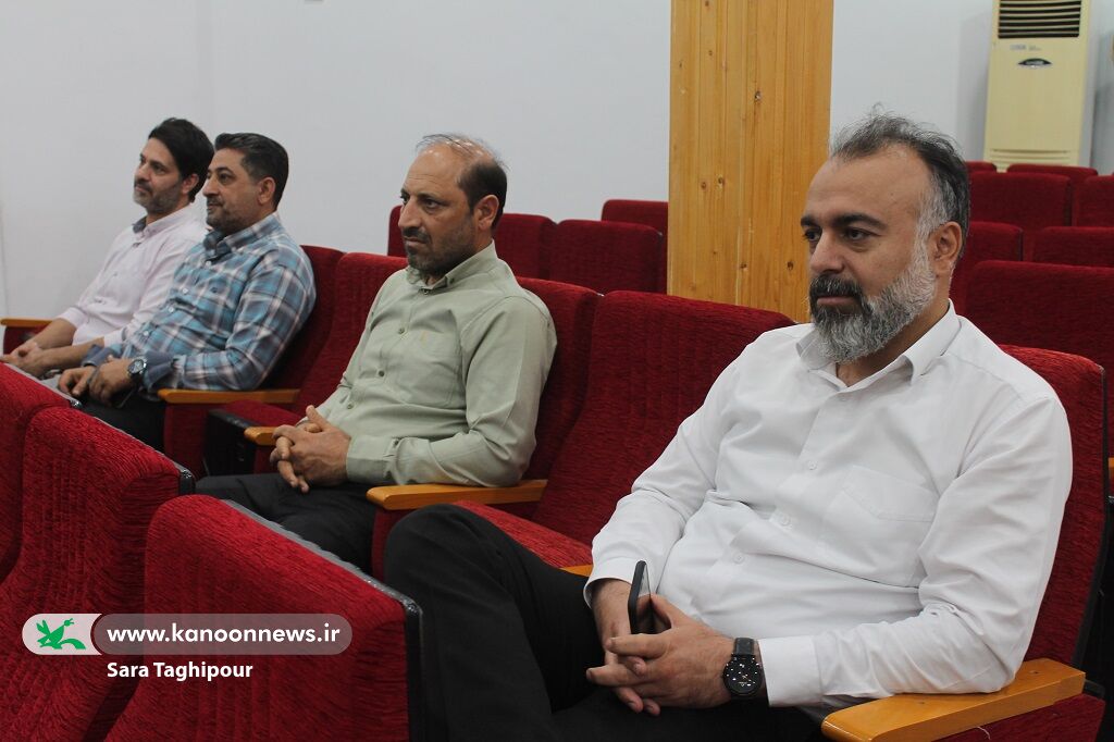 فرایند ارسال ۱۸ هزار جلد کتاب و بازی و سرگرمی به مراکز کانون خوزستان آغاز شد