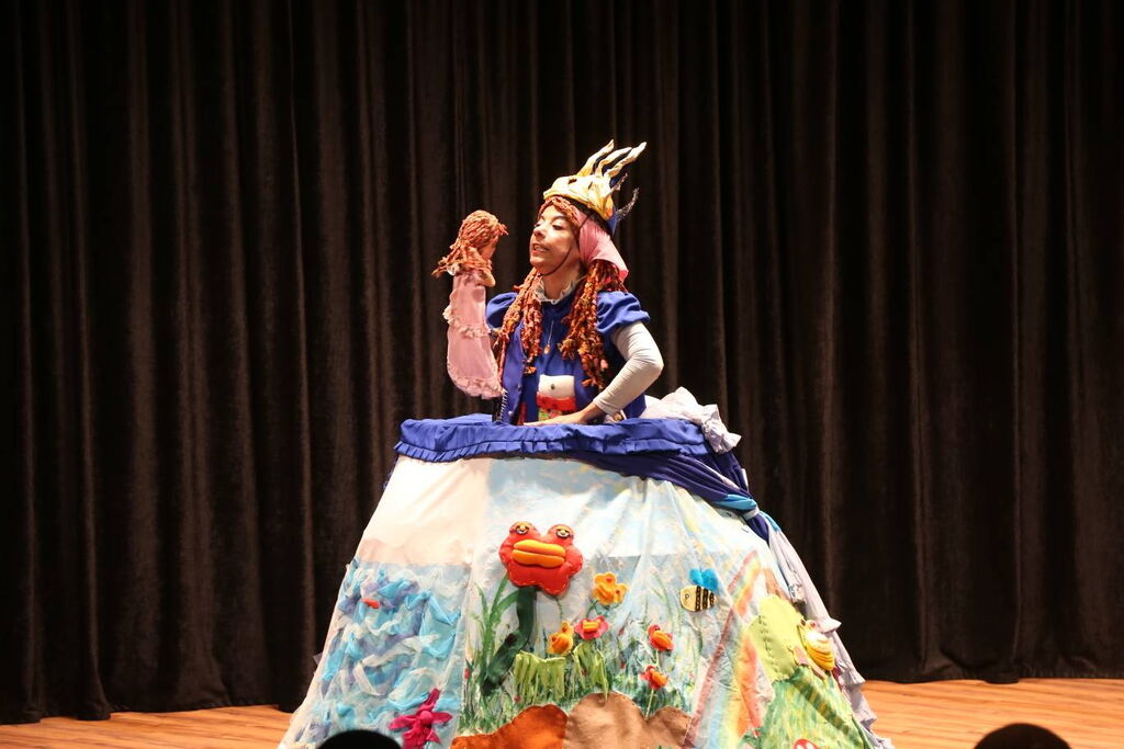 نمایش «دنیای خیالانگیز من» در مجتمع جمسنتر به روی صحنه میرود