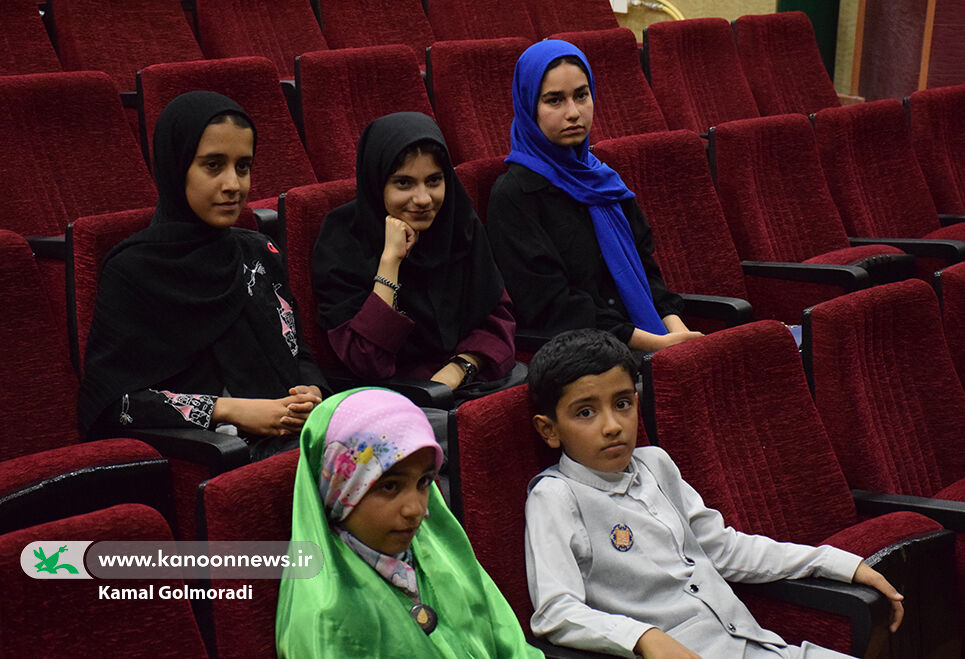 دومین کارگاه آموزش قصه گویی کانون لرستان برگزارشد