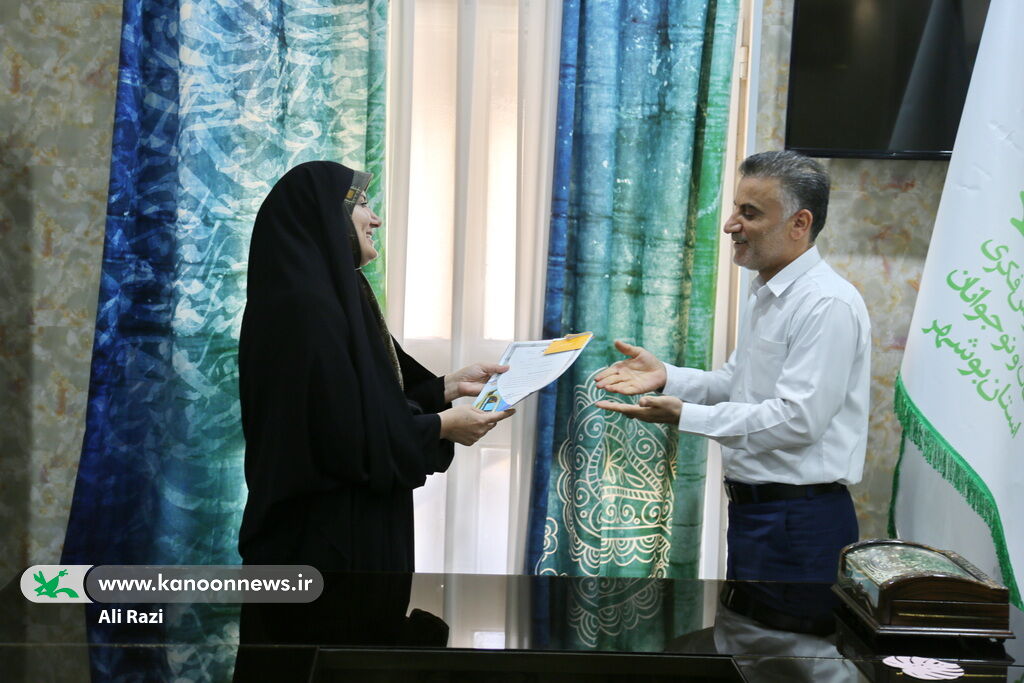 تقدیر مدیرکل کانون استان بوشهر از کارشناسان فناوری اطلاعات و حراست