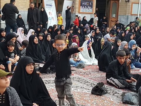 آلبوم تصویری گردهمایی بزرگ کودکان عاشورایی ۱