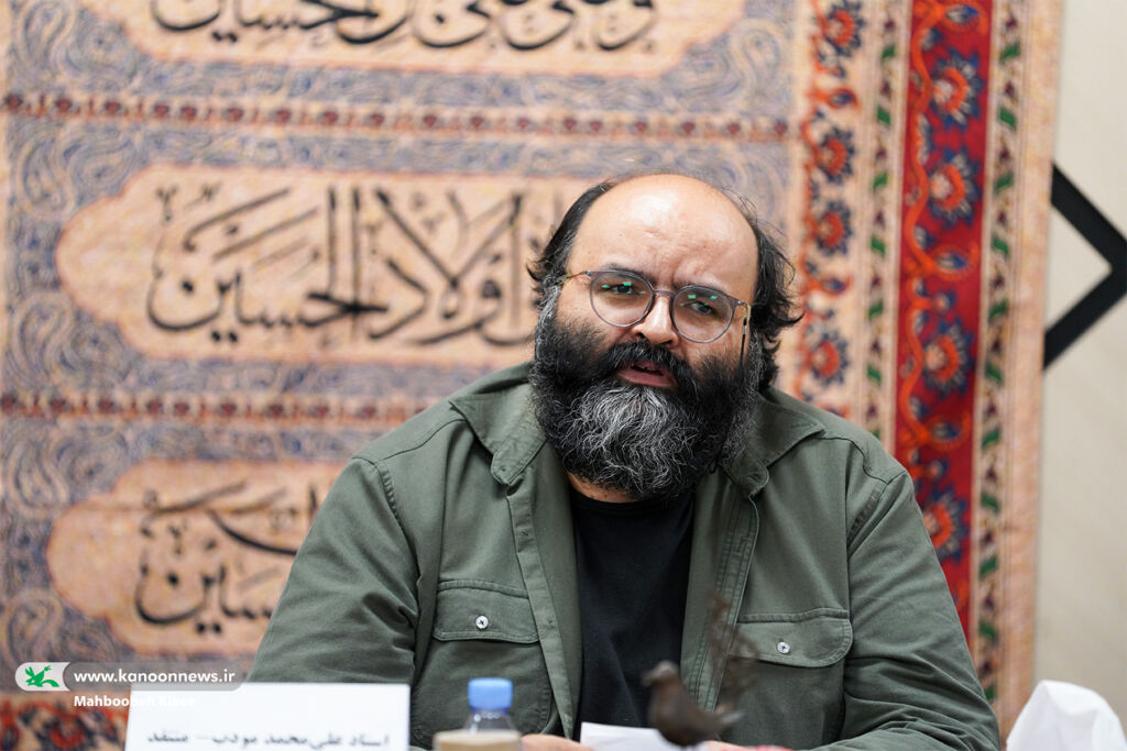 شعر؛ تاریخ تفکر و اندیشه ما را با مردم گره میزند