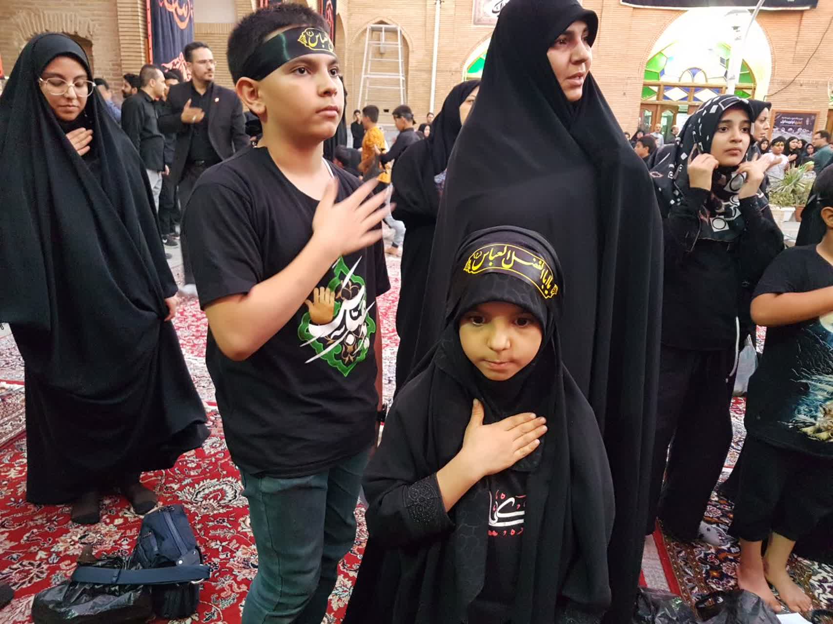 میهماننوازی باشکوه میهمانان کوچک امام حسین در کرمانشاه