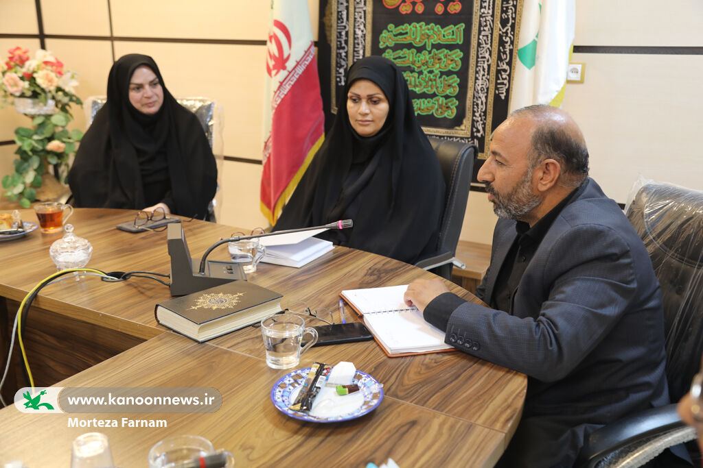 امضای تفاهم نامه همکاری کانون پرورش فکری با اداره آموزش و پرورش استثنایی استان یزد 