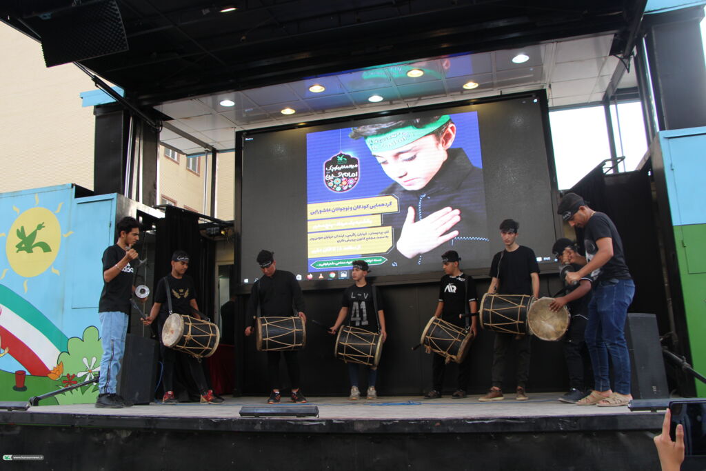 گردهمایی بزرگ کودکان و نوجوانان عاشورایی برگزار شد