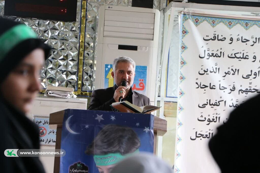 عهد کودکان مرکز قیدار با امام خوبان در حرم مطهر حضرت قیدارنبی (ع)