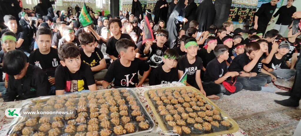 عهد کودکان مرکز قیدار با امام خوبان در حرم مطهر حضرت قیدارنبی (ع)