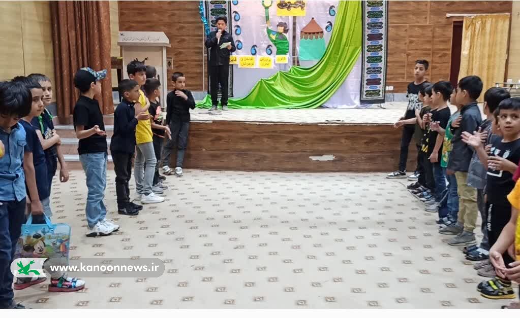 گردهمایی کودکان عاشورایی در مرکز فرهنگی وهنری قاین
