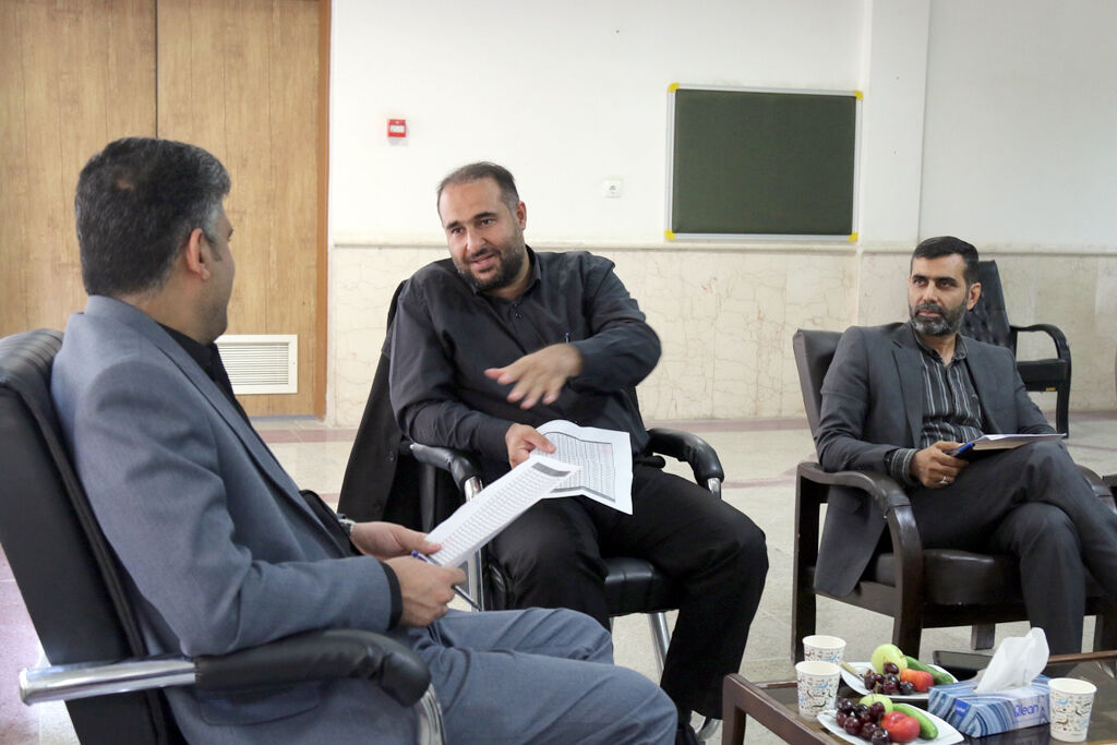 توسعه امور کانون زبان در گرو توسعه ظرفیتهاست