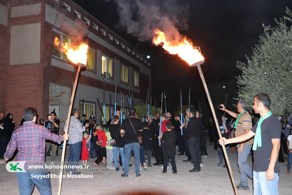 آیین سنتی عزاداری دسته چوبی در مجتمع فرهنگیهنری کانون گرگان آیین سنتی عزاداری دسته چوبی در مجتمع فرهنگیهنری کانون گرگان