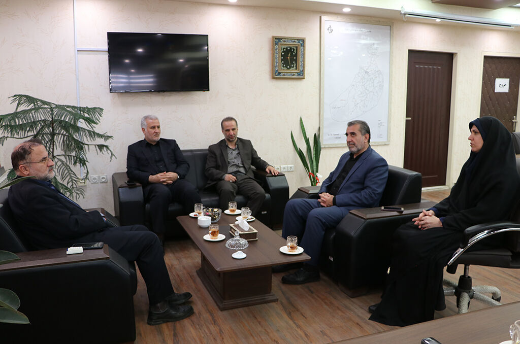 یک تیر و سه نشانِ فرهنگی / از همراهسازی مدیرآموزش و پرورش تا نشست با فرماندار/ خدماترسانی به مناطق کمبرخوردار شتابمیگیرد