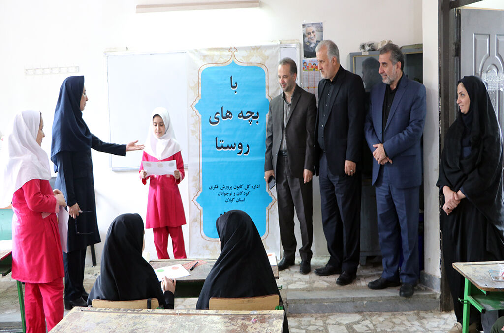 یک تیر و سه نشانِ فرهنگی / از همراهسازی مدیرآموزش و پرورش تا نشست با فرماندار/ خدماترسانی به مناطق کمبرخوردار شتابمیگیرد