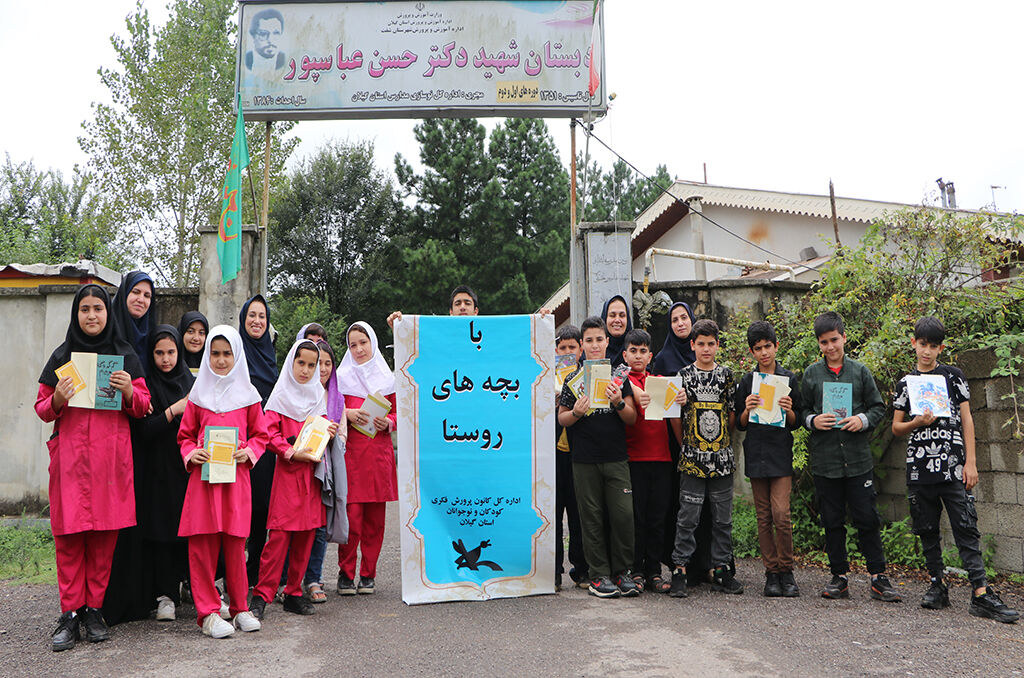 یک تیر و سه نشانِ فرهنگی / از همراهسازی مدیرآموزش و پرورش تا نشست با فرماندار/ خدماترسانی به مناطق کمبرخوردار شتابمیگیرد