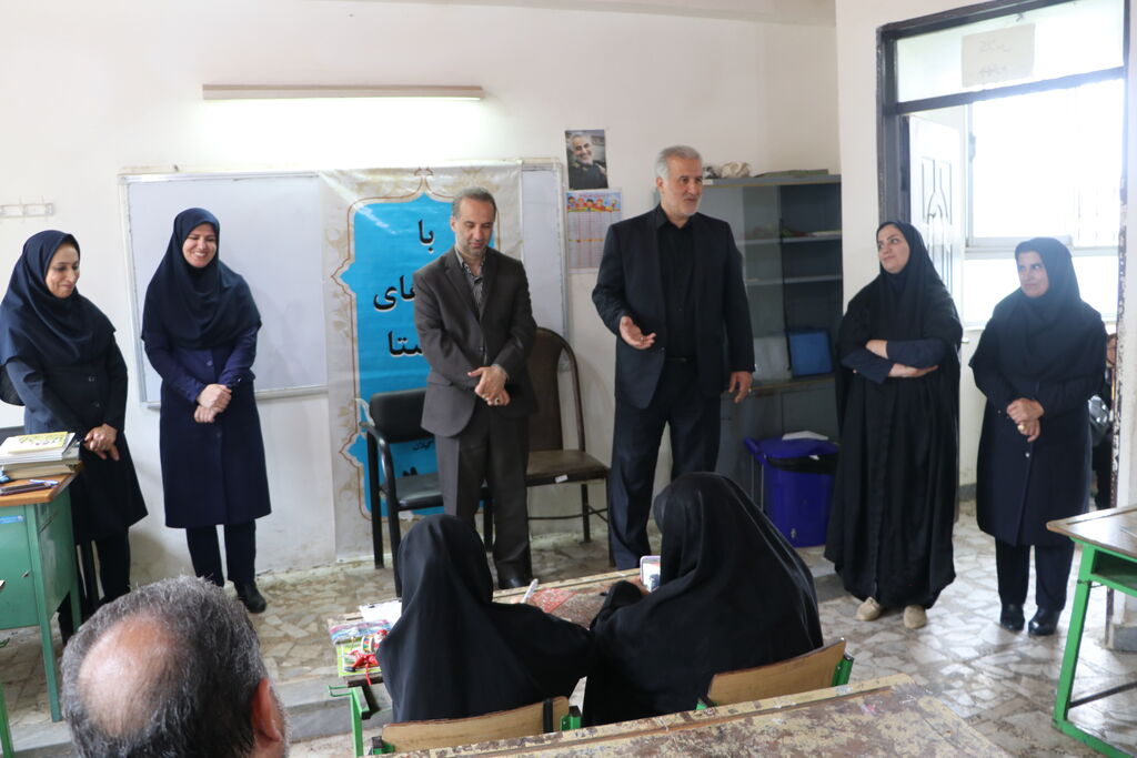 یک تیر و سه نشانِ فرهنگی / از همراهسازی مدیرآموزش و پرورش تا نشست با فرماندار/ خدماترسانی به مناطق کمبرخوردار شتابمیگیرد