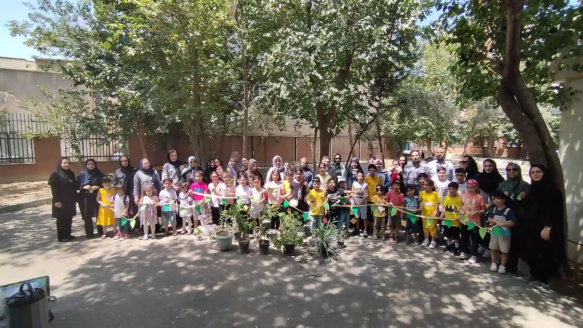 «نذر کاشت نهال» در مرکز 25 کانون