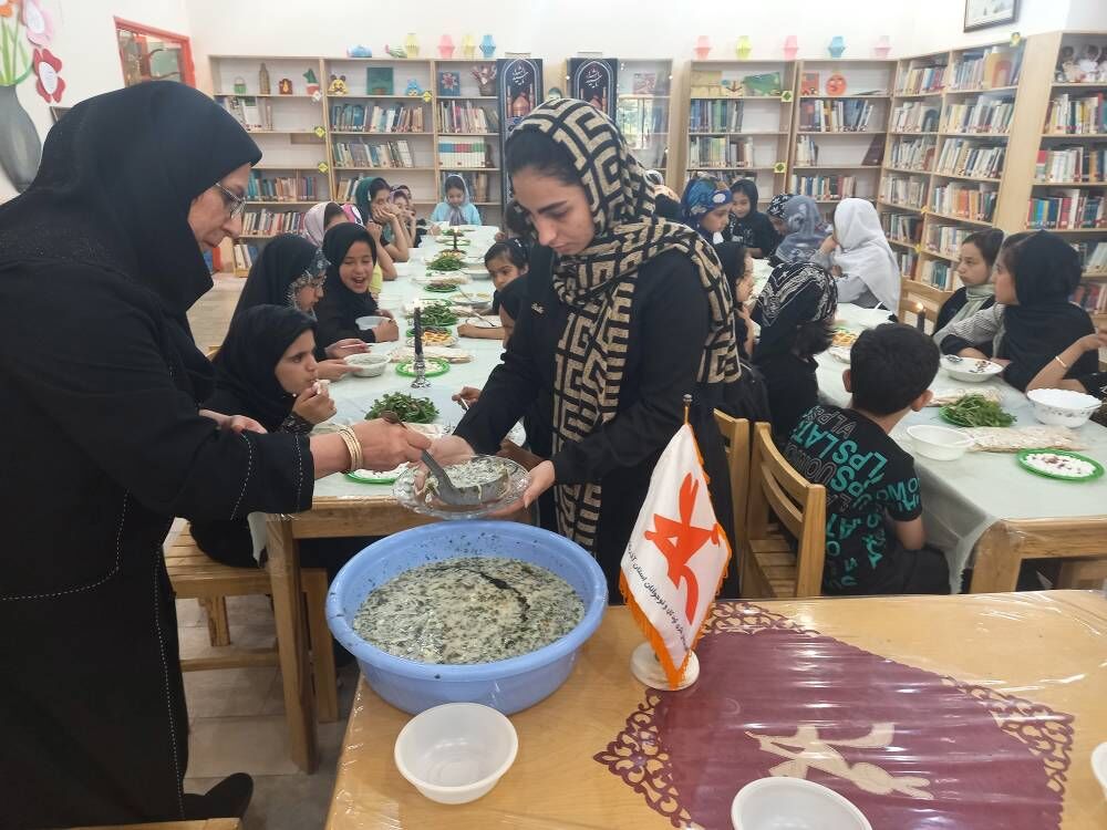 سفره نذری ماه محرم در مراکز کانون سراب، آذرشهر و کلیبر