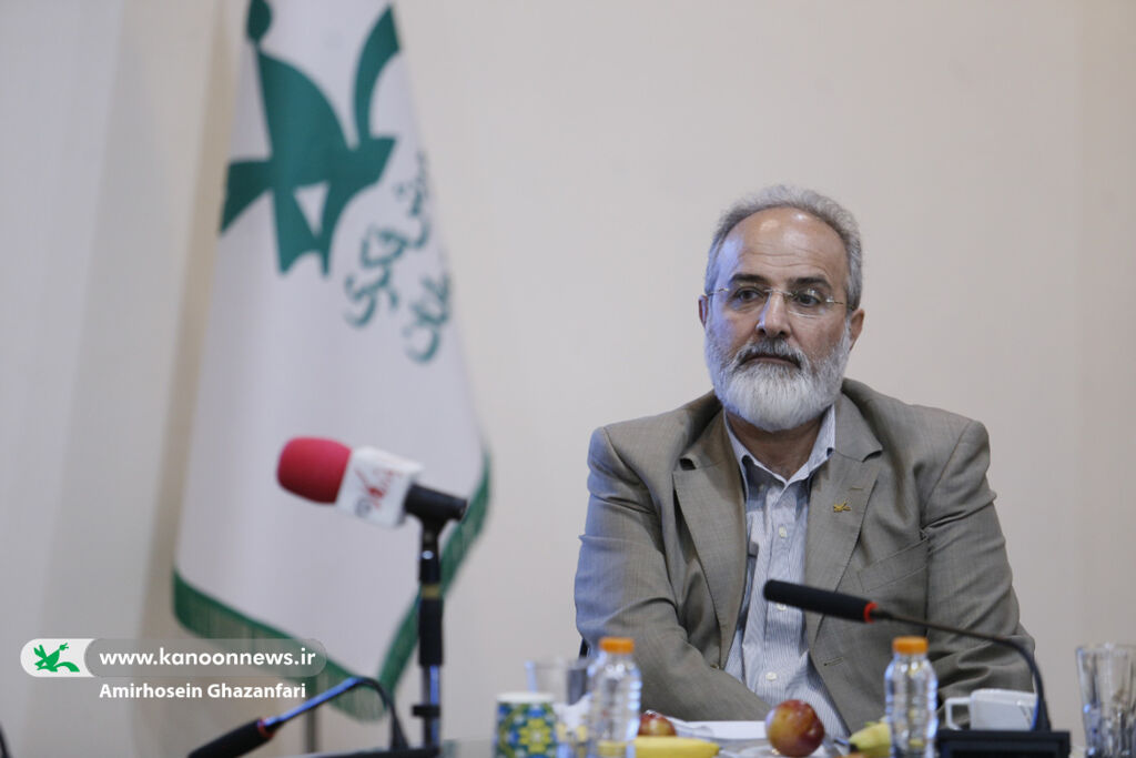 کانون مرجع مطلق کودکان و نوجوانان است