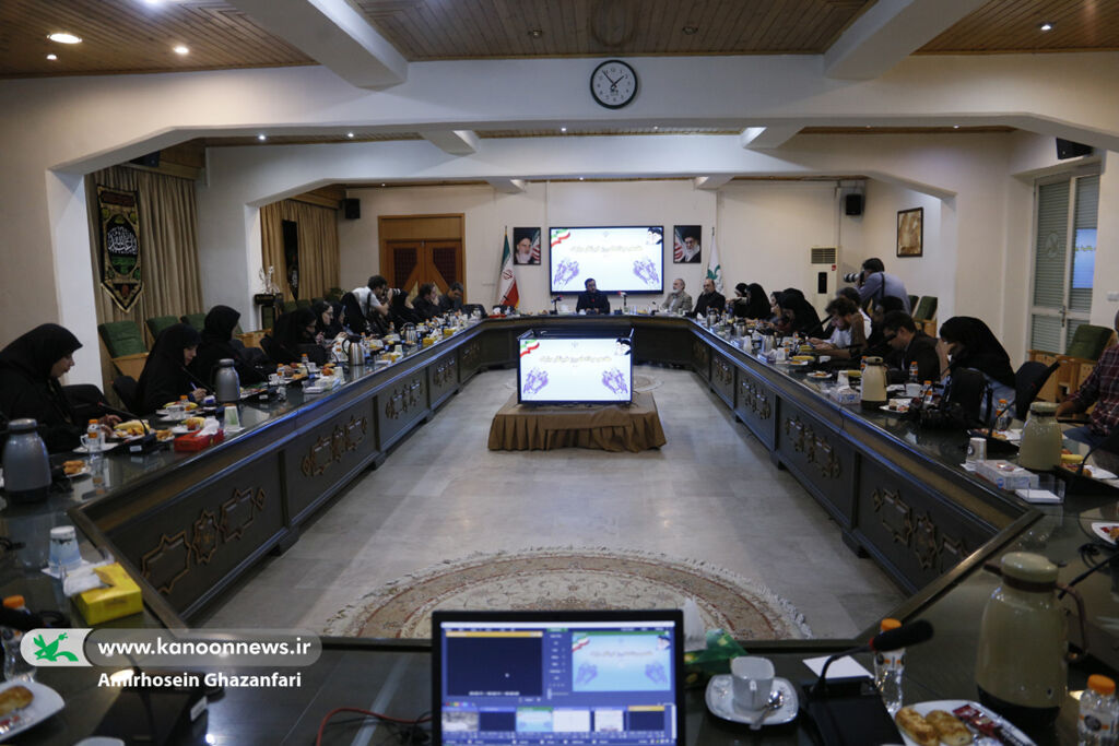 نوید مدیرعامل کانون به ارائه یک سال خدمات رایگان برای خبرنگاران همزمان با روز خبرنگار