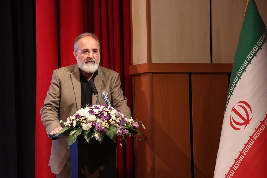 آیین تکریم سرپرست و معارفه مدیرکل کانون البرز برگزار شد