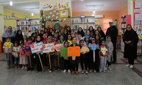 معاون فرهنگی کانون در دومین روز حضور خود در بوشهر از مرکز شبانکاره بازدید کرد