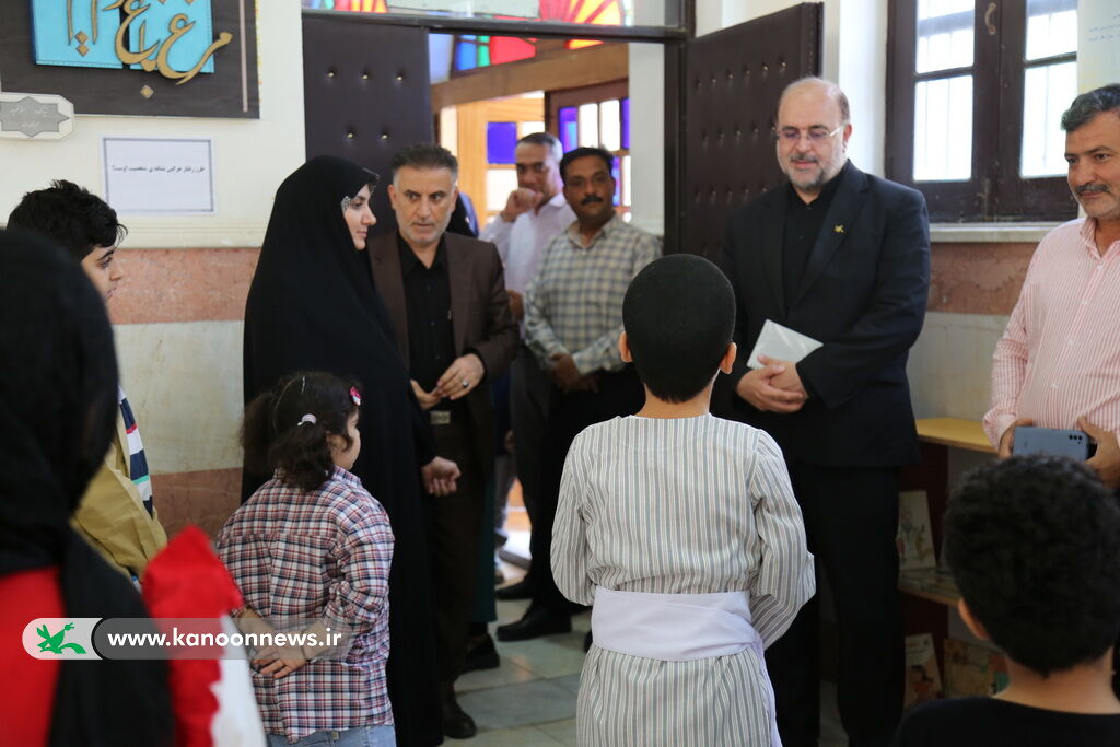 معاون فرهنگی کانون از مراکز کانون شهرستان بوشهر بازدید کرد