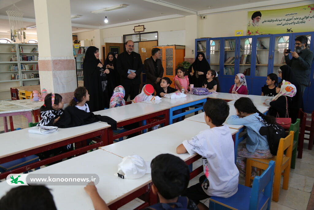 معاون فرهنگی کانون از مراکز کانون شهرستان بوشهر بازدید کرد