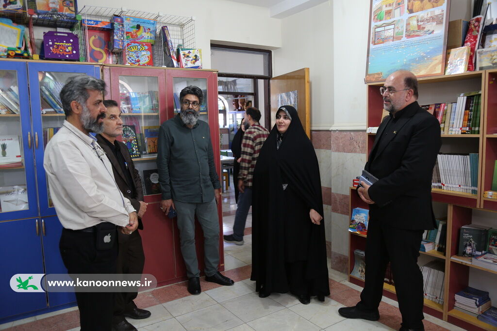معاون فرهنگی کانون از مراکز کانون شهرستان بوشهر بازدید کرد