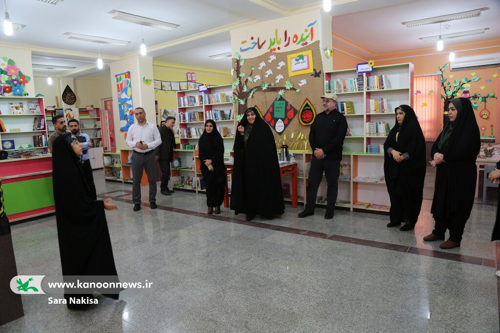 معاون فرهنگی کانون در دومین روز حضور خود در بوشهر از مرکز شبانکاره بازدید کرد
