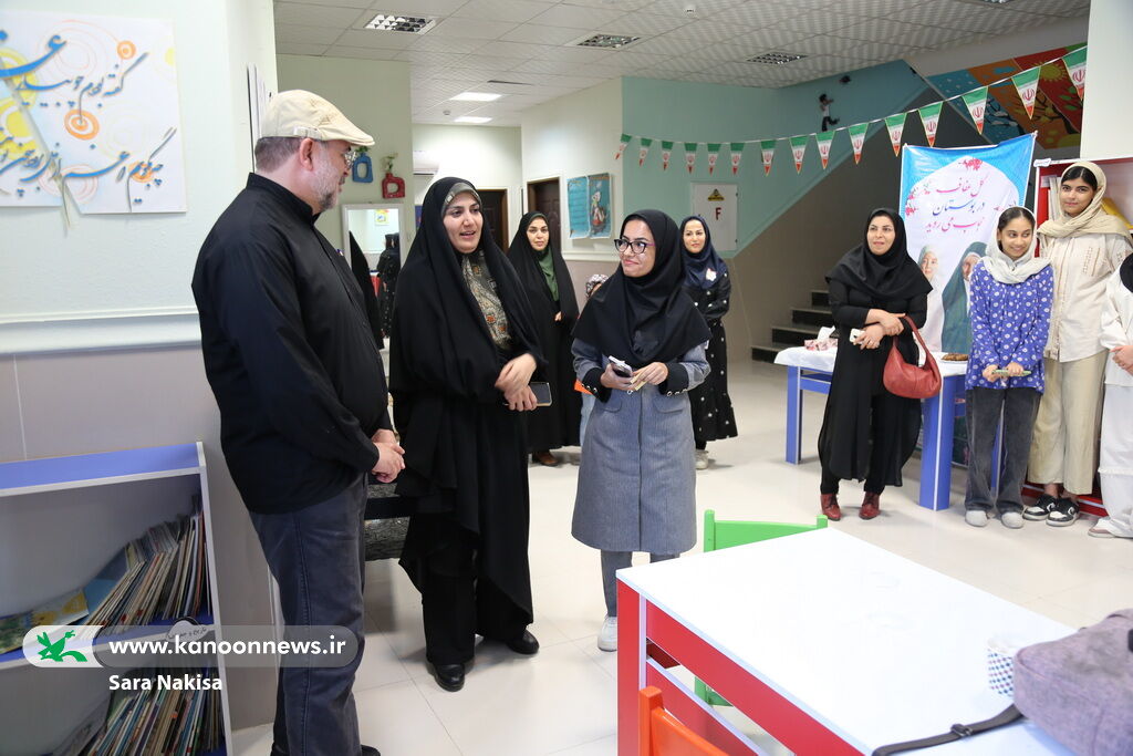 اعضا کانون استان بوشهر در حضور معاون فرهنگی کانون تمرین نقد کردند