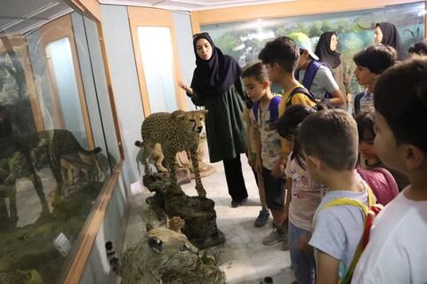 بازدید اعضای مرکز علوم کانون از موزه تنوع زیستی اداره کل محیط زیست استان اصفهان