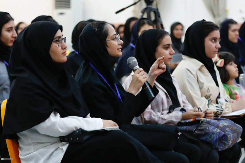 امروز دوران تنیده شدن ژانرها در همدیگر است