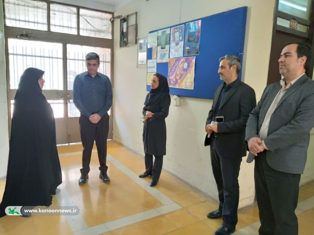 بازدید و بررسی مشکلات مراکز آموزشی کانون زبان ایران مرکز گلستان 