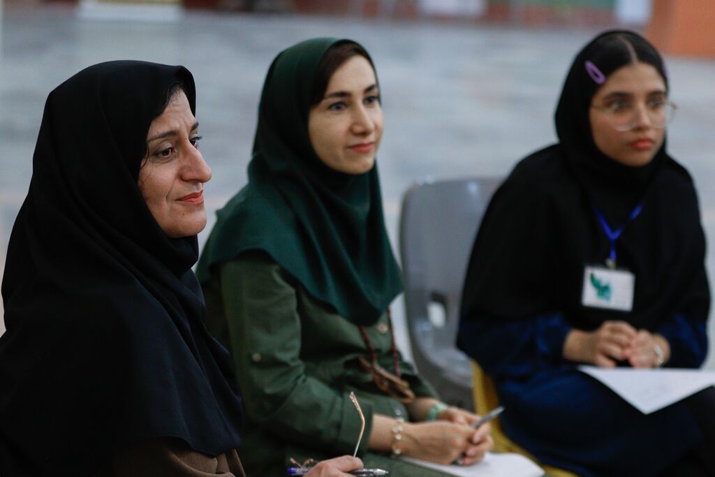 نوشتن را در هر شرایطی جدی بگیرید