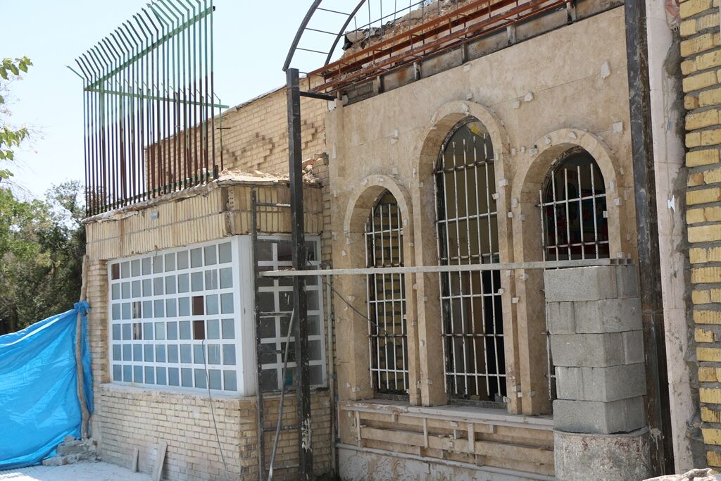 بازدید معاون فرهنگی کانون از مراحل مرمت و بازسازی مرکز شماره ۱ شیراز 